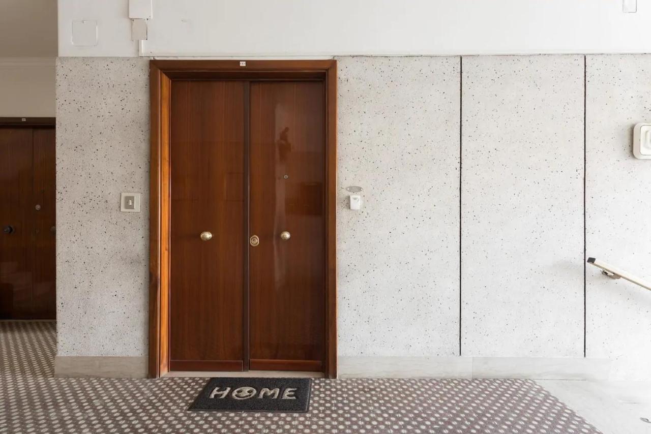 Interno 1 Ciampino Roma Luxury Apartment Con Balcone Exterior photo